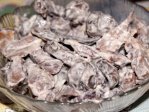 Салат из свиных легких, сердца и грибов
